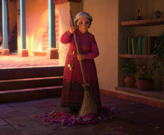 princeeric323's tweet photo. π // * I just realized for Abuela doing sweeping petals on the ground. But I could always willingly wanting to helping her on them. *
#eric #disneyrp #AlmaMadrigal #doinghelplessly #needssupport https://t.co/k4kUNtrUBp