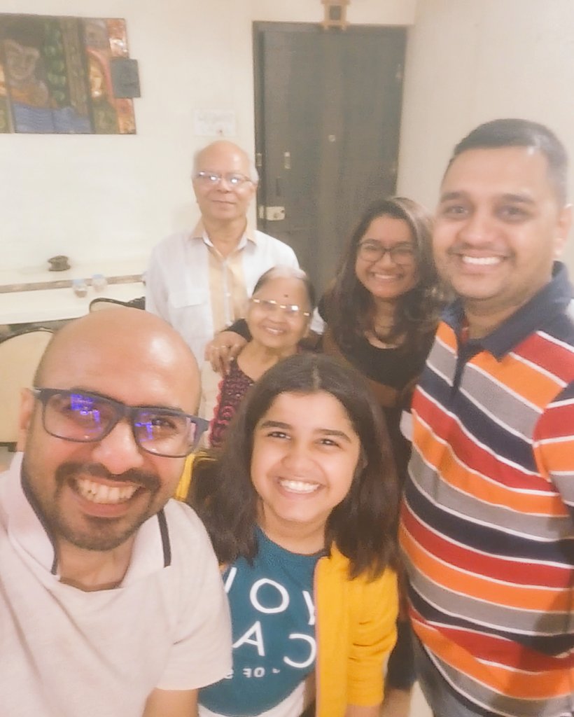 vishalmehta29's tweet photo. #tradingbuddy : Met one of the most humble trader and a good friend of mine and amazing  mentor to my wife @jinsmehta @VijaySThakare after a long time. It was awsome to host you at home buddy. Wishing you all the sucess 😀 https://t.co/FGB9M4v567
