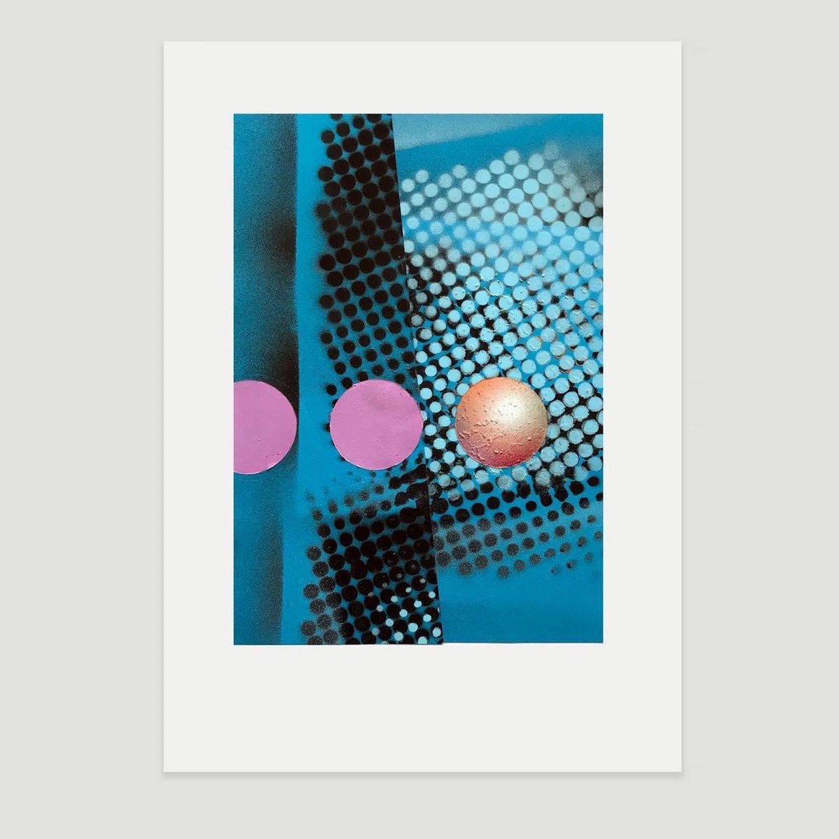 Charley_Peters's tweet photo. Works on paper (2020), each 21cm x 29.7cm, acrylic, acrylic ink and spray paint on paper.
#creativelifestyle #codeuniverse #cryptoartist #artiststudio #retrogaming #newart #collectibleart #nftwomen https://t.co/7Xs2gnTIVR