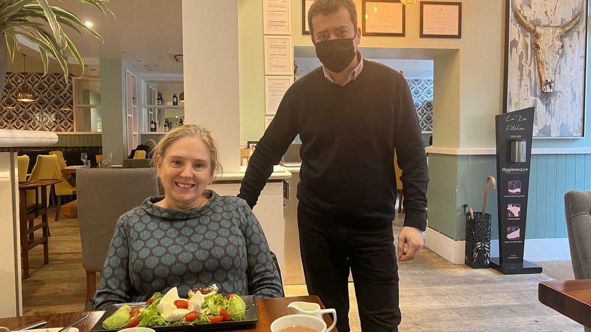 Happy Sunday from Tracey Proudlock (member of Muswell Business committee,accessibility consultant) from La’De Kitchen (they passed our accessibility test with flying colours!) 👋 
Is your shop accessible for wheelchair users?
#muswellhill #accessibility #inclusion <a href="/ladekitchenuk/">La’De Kitchen UK</a>