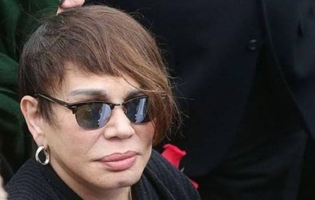 "Deden bile söndüremedi İSLAM'ın nurunu
Sen mi söndüreceksin Ebu Cehil'in torunu !"