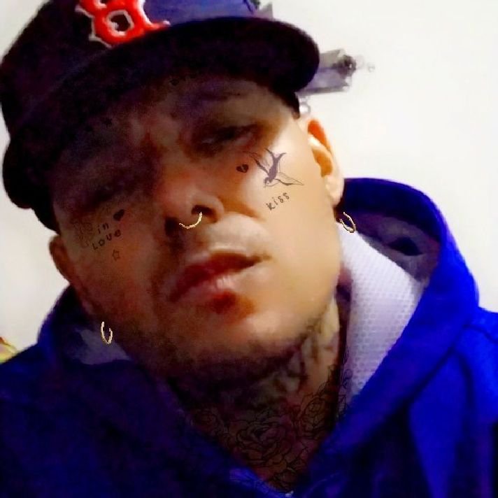 RickyDelgadoRo1's tweet photo. Come hangout with me > just working out and hearing🎧 on #BIGOLIVE https://t.co/I7gNvWVHlw https://t.co/LgmwH7HNgy