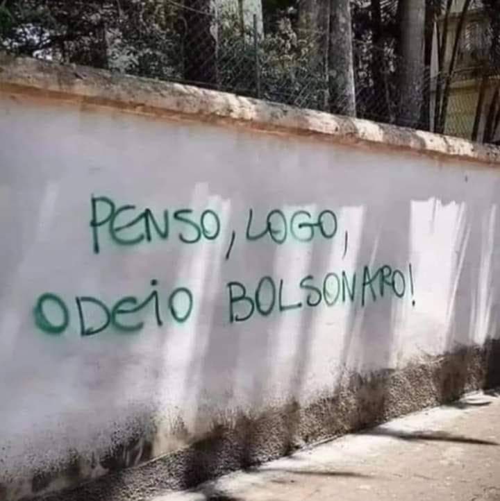 Fercarlula's tweet photo. Bom dia genteess ☕✊🏽 https://t.co/CWv4OEE4A5