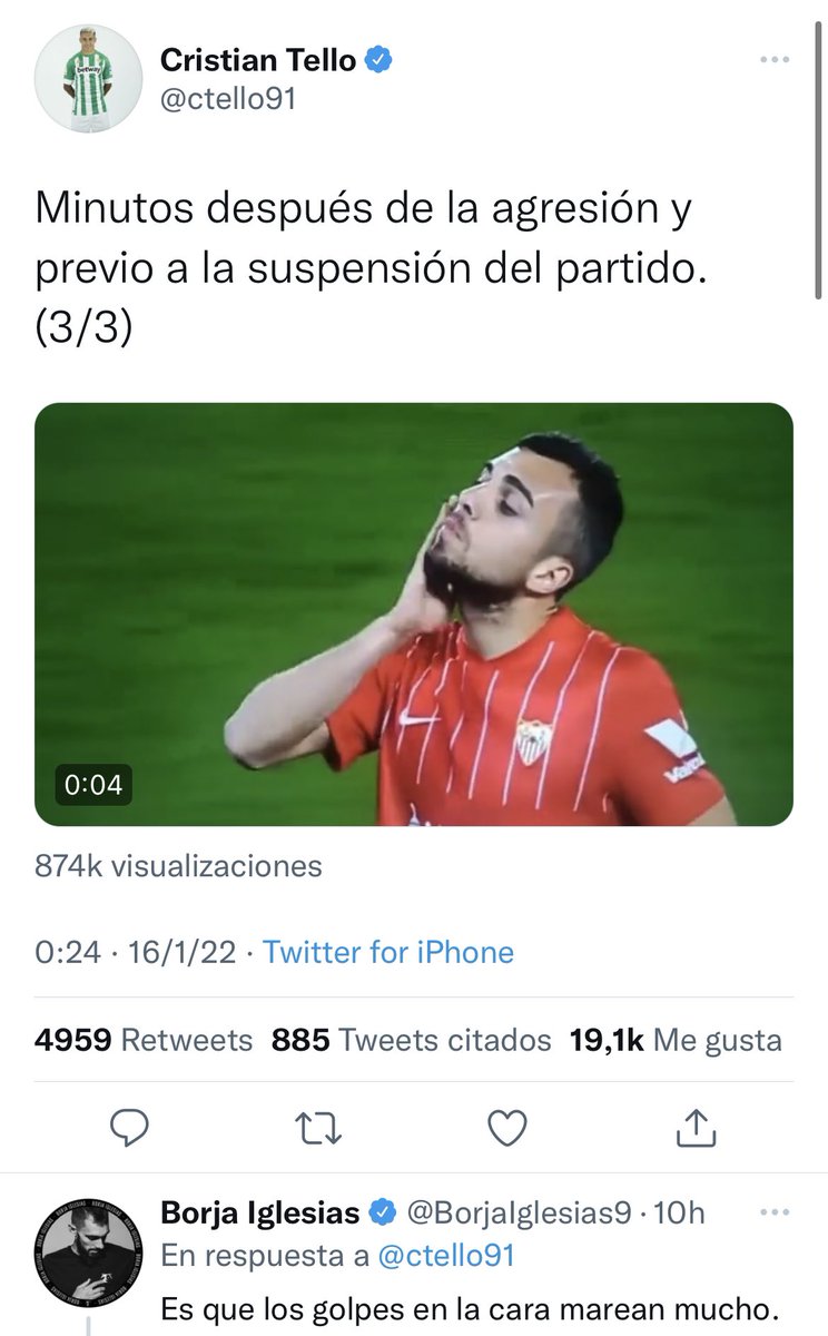¿¿¿Esto está pasando???
•
Cada fin de semana solo se escucha en las gradas de todos los campos insultos, se lanzan objetos…
De verdad que a la gente le gusta el futbol?
Esto es un JUEGO…
Y la reacción de compañeros de profesión es esta?
LAMENTABLE