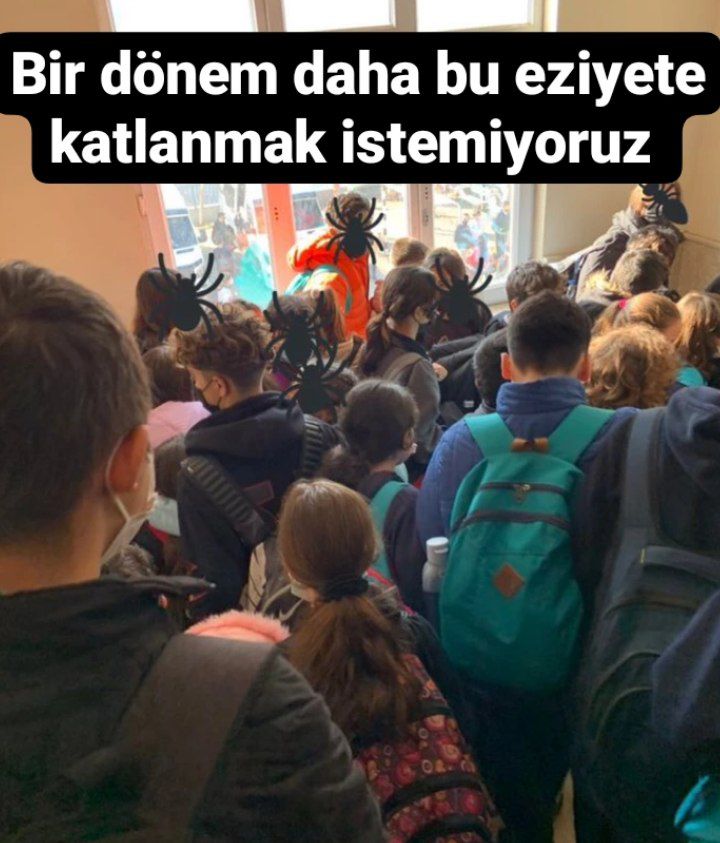 Ogrenciil's tweet photo. #YönetemiyorsunKoca  Sağlı ortamlarda ders görmek istiyoruz https://t.co/TBwYUzFKKd