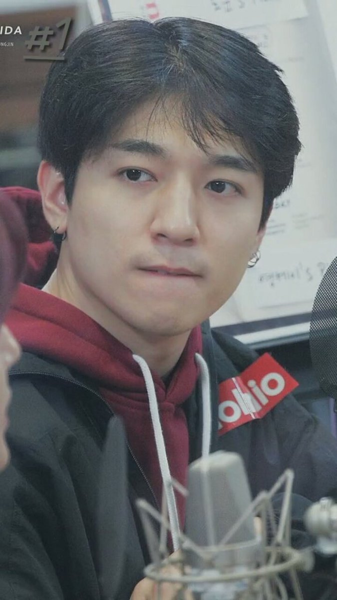 Happy Bapak Day

#오호_박성진이_생일이지요 
#BOBSUNGJINDAY