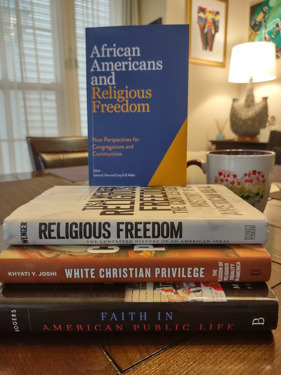 On this Nat'l #ReligiousFreedomDay, I'm sharing the gift of information. Here are some noteworthy resources written by scholars, historians, grassroots organizers, racial and religious minorities. They provide new and different perspectives about #religiousfreedom in America. 👇🏾