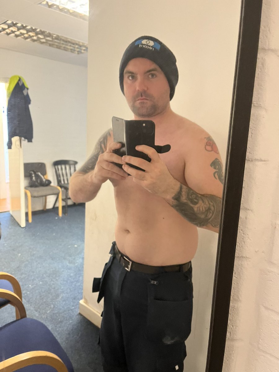 McgivernBen's tweet photo. From 105kg to 76kg
Hard work dedication
#heavyweight to #supermiddle
Coming down to middle #boxing https://t.co/eWSRb5ckaG