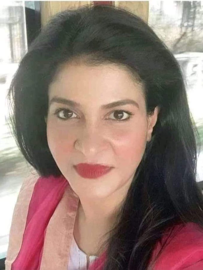पूतना

#गोदी_मिडिया_पर_थूकता_है_इंडिया