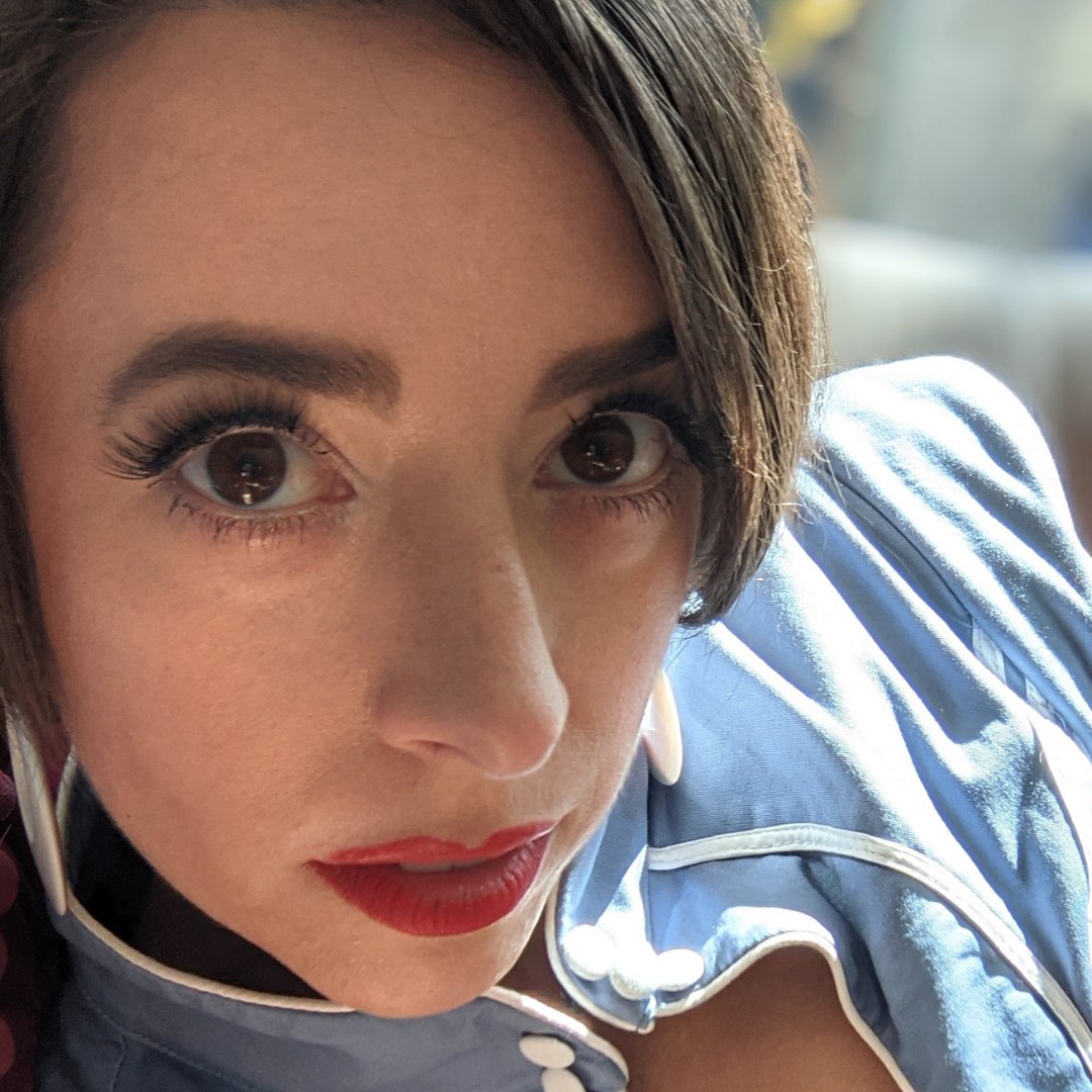 DocQueer's tweet photo. Not a lady, but I have cervix! Not everyone with a cervix is a woman, but every cervix should consider cervical cancer screening!
#transhealth #nonbinaryhealth #femmehealth #transmaschealth #LGBTQhealth #cervicalcancerawarnessmonth https://t.co/tCFtXOgGHG