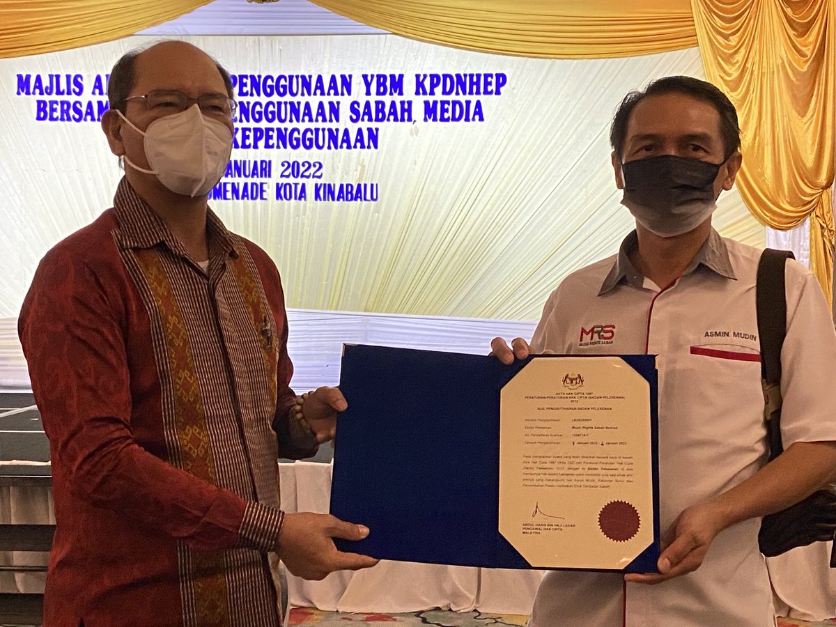 madiustangau's tweet photo. Satu kejayaan Menerajui Perjuangan Rakyat. Permohonan SCORE menjadi Collection Management Organisation (CMO) akhirnya diluluskan oleh Kerajaan. Saya perjuangankan melalui β¦@myWISDOMFβ© dgn mengadakan Webinar bersiri ttg perkara ini. #PenerajuPerjuanganRakyat https://t.co/sNUHIvxytO
