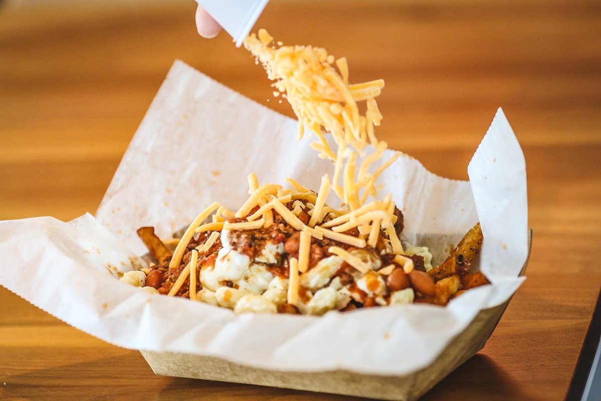 eatlocalroots's tweet photo. #secretmenuitem 
Swipe to unlock the secret 
.
#chilimacfries https://t.co/zwSa2Sv1kf