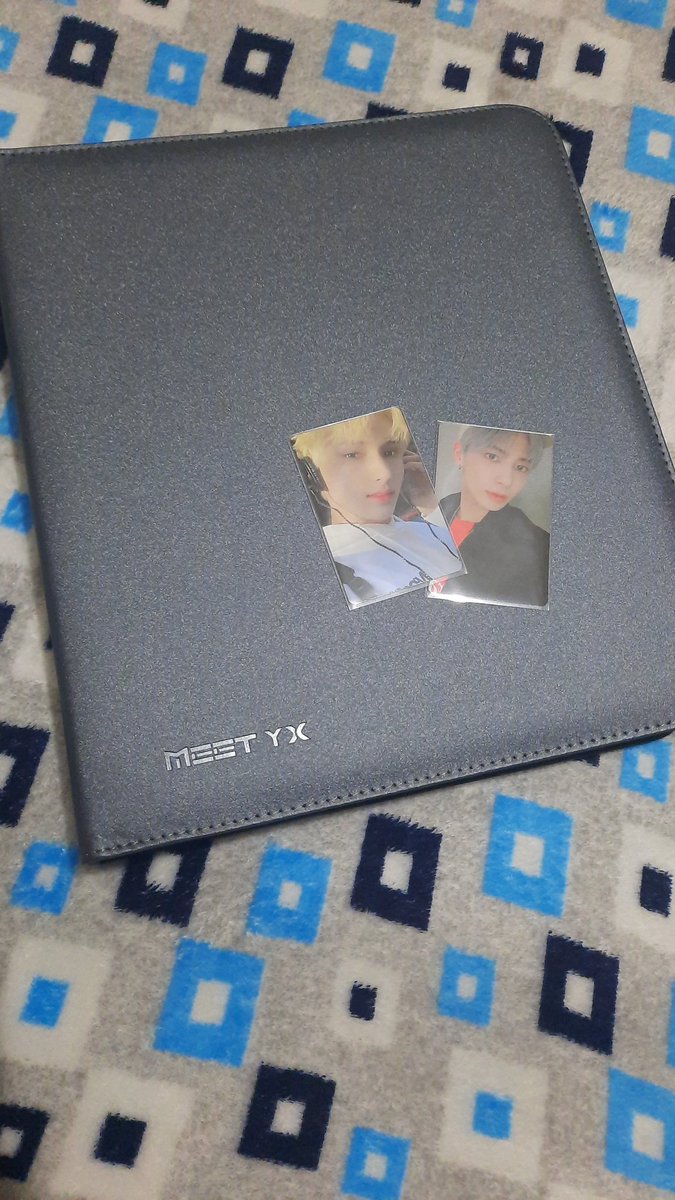 _ckrlt's tweet photo. first binder from @ctrl_findph ❤ thank you so much for the great service. mukhang need ko pa ulit umorder ng isa pa kasi medyo full na agad. also tysm for the taehyun and hyuka pcs that i ordered. ❤ https://t.co/wdN1nja4Es
