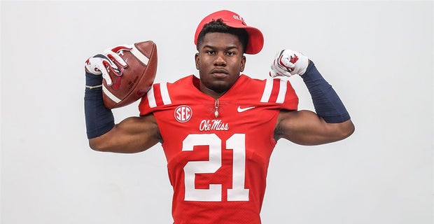 VIP: Former Ole Miss RB Henry Parrish is on an official visit to Miami which began Sunday morning. 

247sports.com/college/miami/…