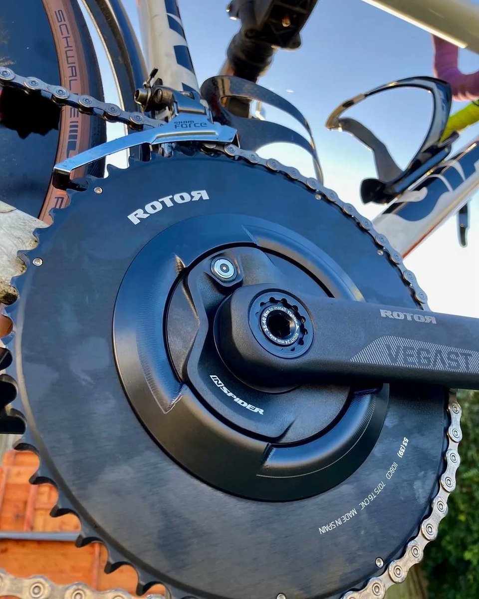 ROTOR Vegast Inspider power meters have now been fitted to Pro-Noctis-ROTOR-Red Chilli Bikes Professional Womens team ready for the new season!

Read mode about the team here - buff.ly/3reKpPC

📸<a href="/tindley/">otha</a>