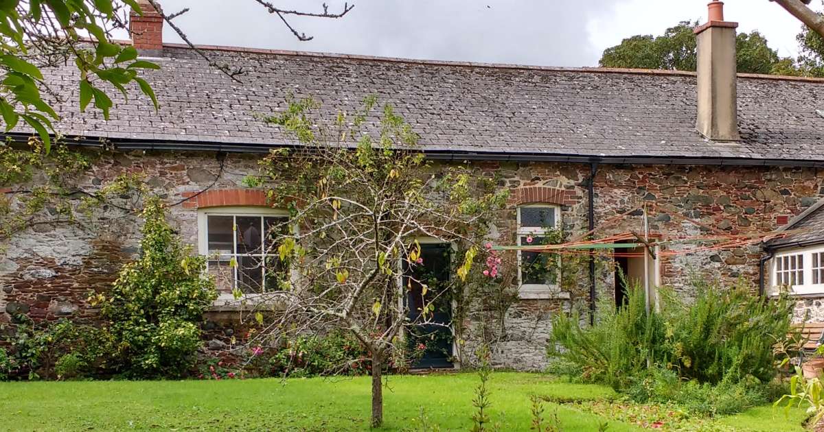 The Sharpham Trust (@sharphamtrust) on Twitter photo Spend time in the Walled Garden <a href="/SharphamTrust/">The Sharpham Trust</a> on our NEW nature-based #retreats in The Coach House, right behind Sharpham House.
Full-board, single rooms, many ensuite - all within a designed Area of Outstanding Natural Beauty.
#Totnes #mindfulness #retreats Spend time in the Walled Garden <a href="/SharphamTrust/">The Sharpham Trust</a> on our NEW nature-based #retreats in The Coach House, right behind Sharpham House.
Full-board, single rooms, many ensuite - all within a designed Area of Outstanding Natural Beauty.
#Totnes #mindfulness #retreats