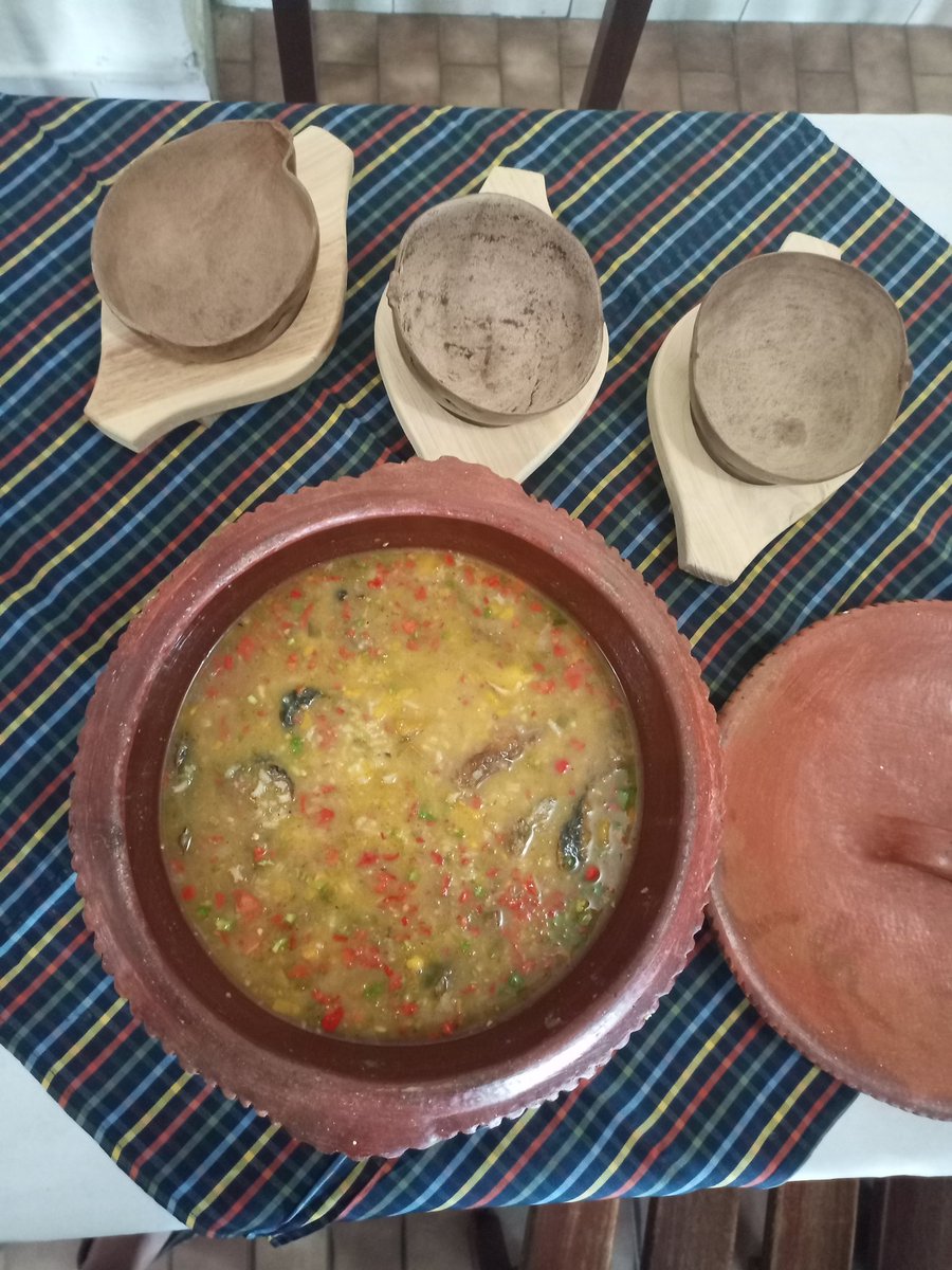 FerEscorcia's tweet photo. Visitamos a nuestras amigas de el Restaurante El Bonguero. Siguen con el legado que dejó la maestra Carmen "Sanga" Marín. 50 años ofreciendo y promoviendo la cocina tradicional margariteña. https://t.co/ZozRhTiGCu