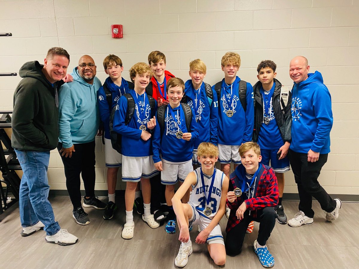 MNHSJrMustangs's tweet photo. Nice work 7th BLUE!! 🥇going 3-0 at the @BennBasketball Shootout-bright future for these future MUSTANGS! 🏀 @MNHS_Basketball @MNHSActivities #Rollstangs #Stampede 🐎🐎🐎🐎 https://t.co/MnsGLXHoZX