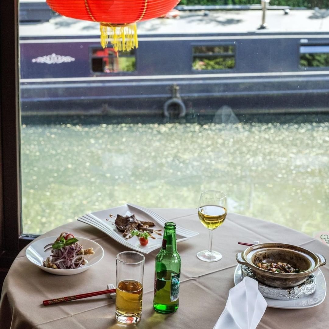 fengshangRegent's tweet photo. St back, relax &amp; let us do the cooking today✨  Refuel for the week ahead with amazing Chinese dishes at Feng Shang Princess🙌  Reserve a table now https://t.co/Reyz0uHnTG https://t.co/3Yf560x6DR