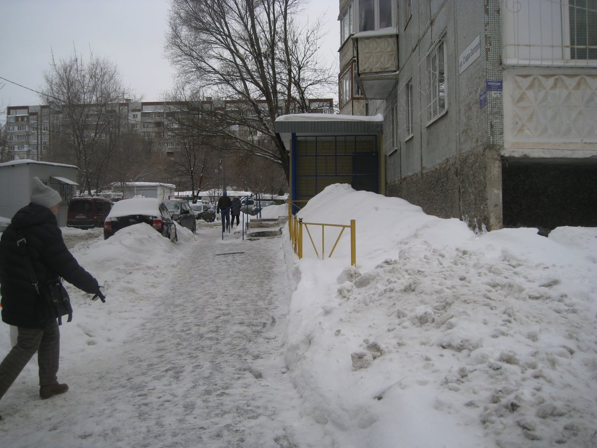 ВОСКРЕСНИК🌨️❄️🌨️

<a href="/Rudakov_i_a/">Рудаков Игорь Александрович</a> Игорь Александрович! 
Для вас информация!
дома МКД Стара-Загора с 172 по 182 
Пешеходная зона и входные группы ЧИСТЫЕ!!!

<a href="/adm_kir63/">Администрация Кировского района</a> <a href="/gkh_kir63/">Отдел по ЖКХ и благоустройству</a>  <a href="/E_Lapushkina/">Елена Лапушкина</a> <a href="/D_Azaroff/">Дмитрий Азаров</a>