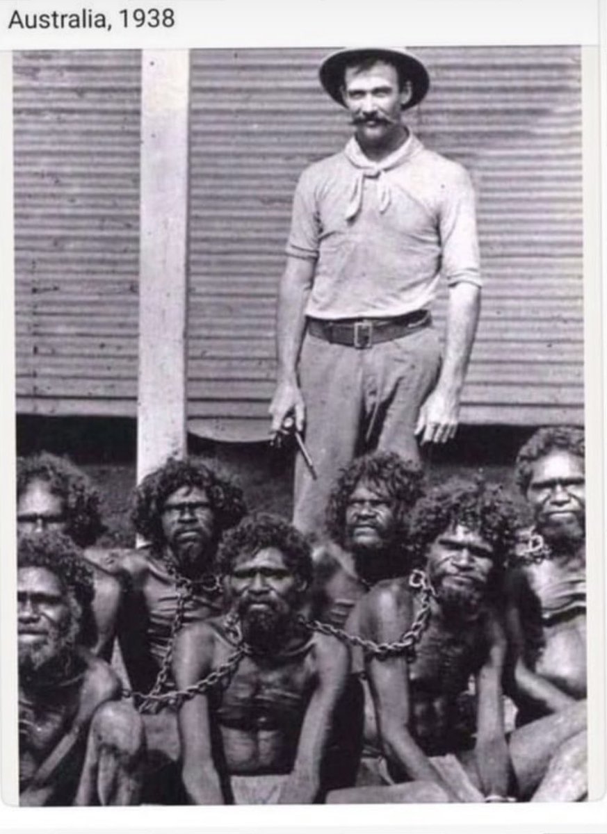 Australija je civilizovana zemlja i kome se to ne sviđa, neka ide kući.
Ista ta Australija.