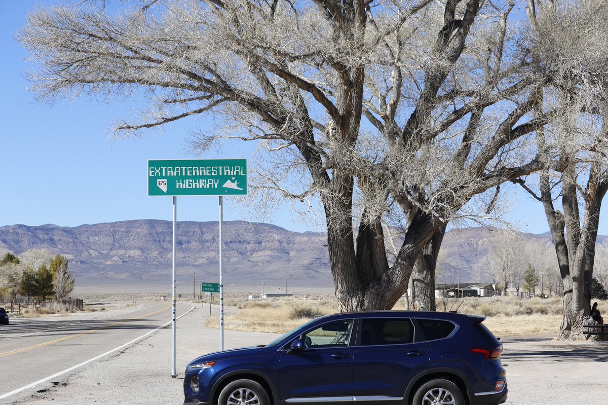 JGrunsell's tweet photo. Fun ride along the seemingly endless straight mirage inducing ET Highway. Want to replace Hyundai for a Koenigsegg Gemera on this journey. #koenigsegg #koenigsegggemera #ethighway #Nevada @Snugbucket @collectingcars_ @koenigsegg @HillF1 @SupercarOwner @KirbysCarBlog @BrandonFugal https://t.co/JN31r8B9RX