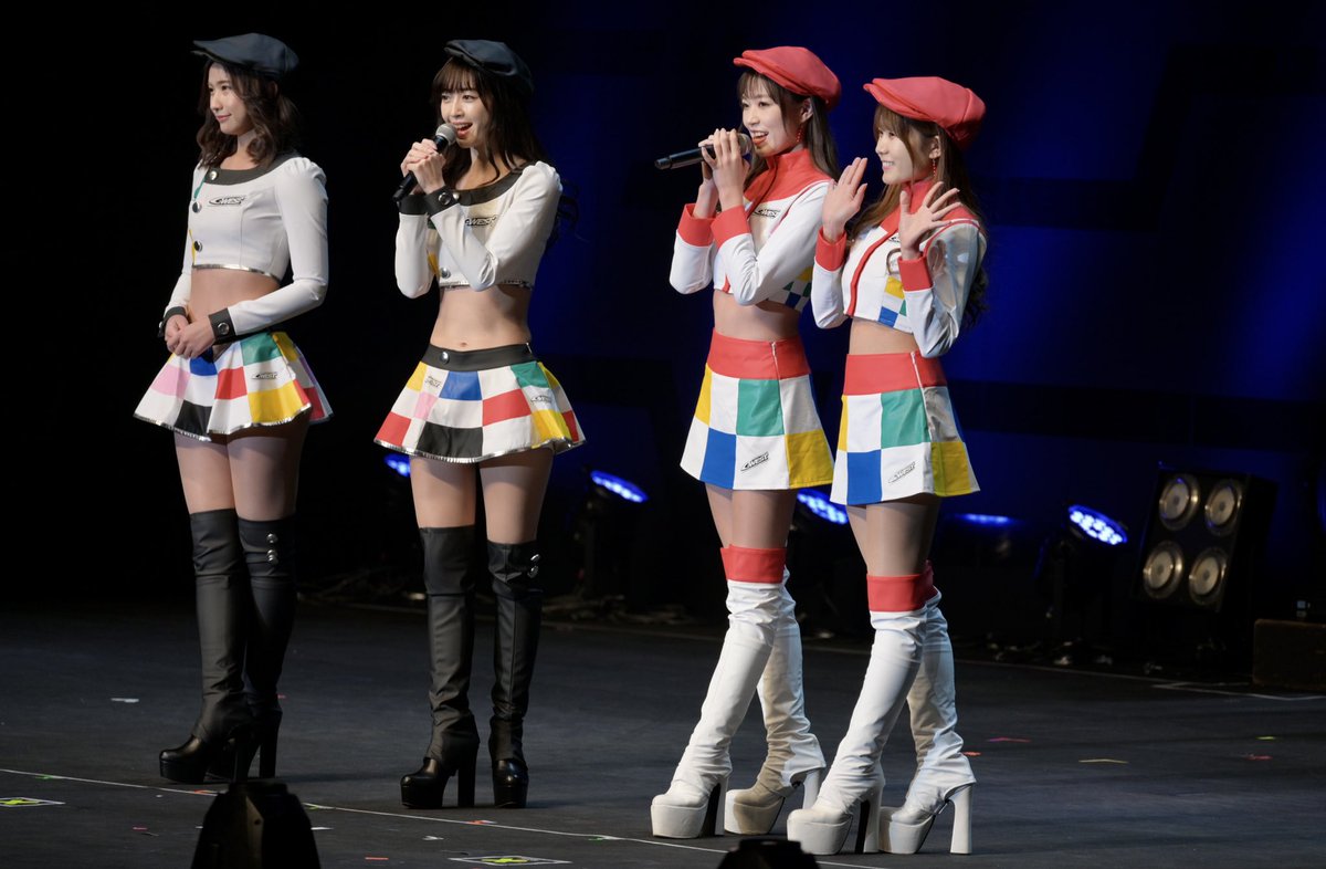 harules12's tweet photo. C-WEST GIRLS✨
ギャルパラステージにて🎤♪
#cwest #cwestgirls https://t.co/tqb4LQocf0