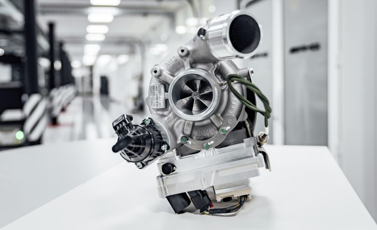 motorpuntoes's tweet photo. Turbo eléctrico o E-turbo: qué es y en qué se diferencia del tradicional.
➡️ https://t.co/tDJGOMeWDV
#Diccionario #eturbo #turbo #eléctrico #Garrett #BorgWarner #F1 #Tecnología #Innovación https://t.co/L16d7LRjaf