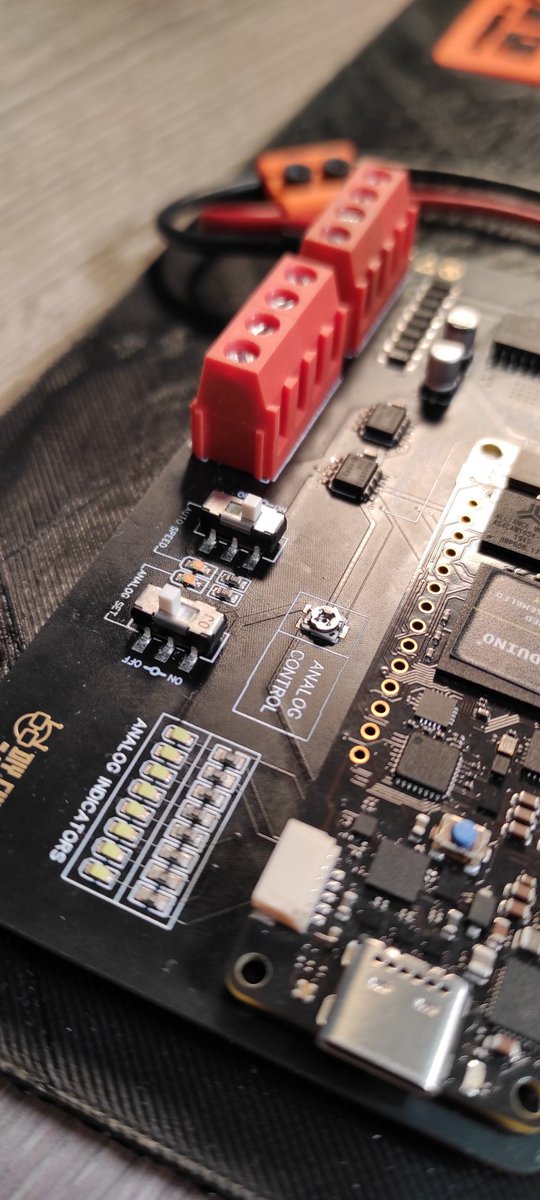 chris_diy's tweet photo. That little potentiometer will make me control the spinning speed of the Jet Engine ๐ค
The motor direction is also controllable through the slide switches.
Thanks to @AltiumDesigner and @JLCPCB for sponsoring this work.
.
.
.
.
#diy #Arduino #arduinoprojects #pcbengineering https://t.co/B6Q4YzcoSL