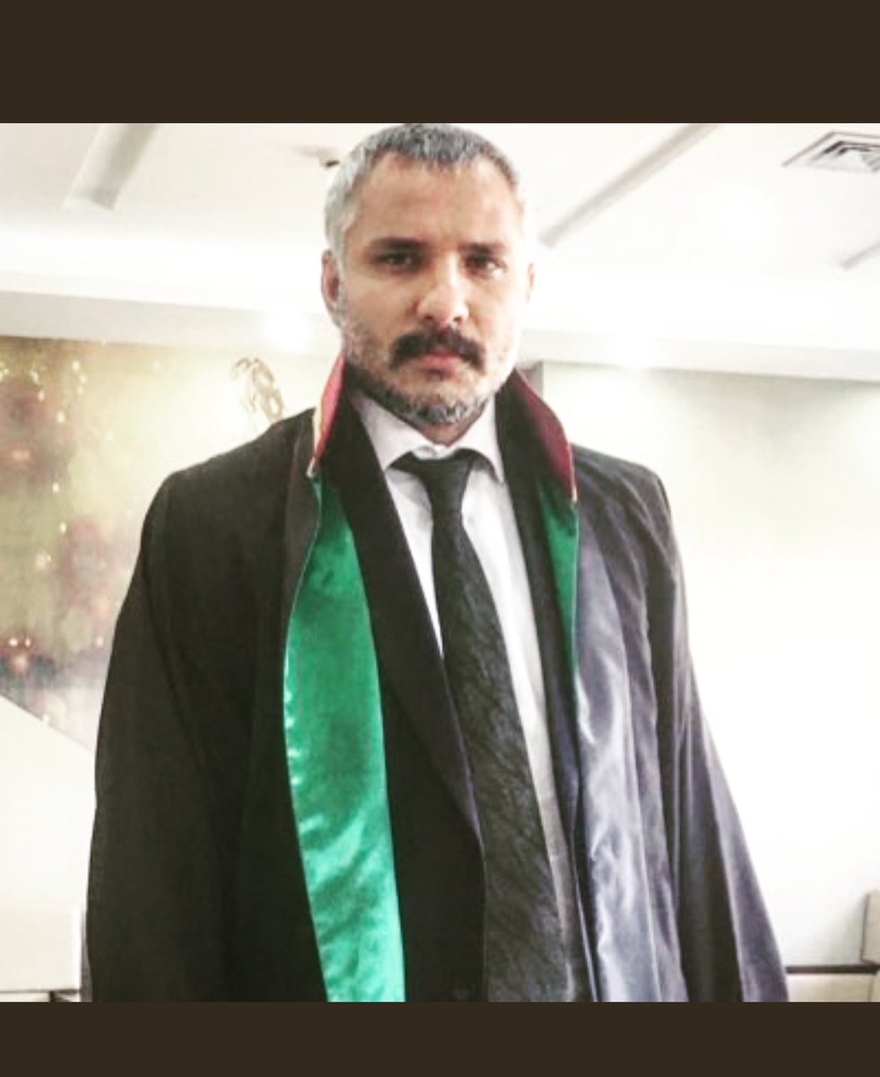 Beyinlerimiz savaşsın isterdim,ama görüyorum ki silahsızsın...