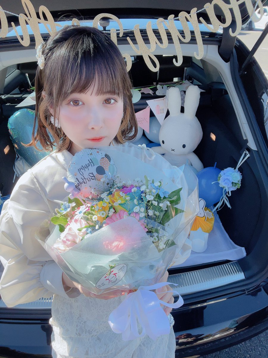 お誕生日お祝いしてもらった🤍💙
