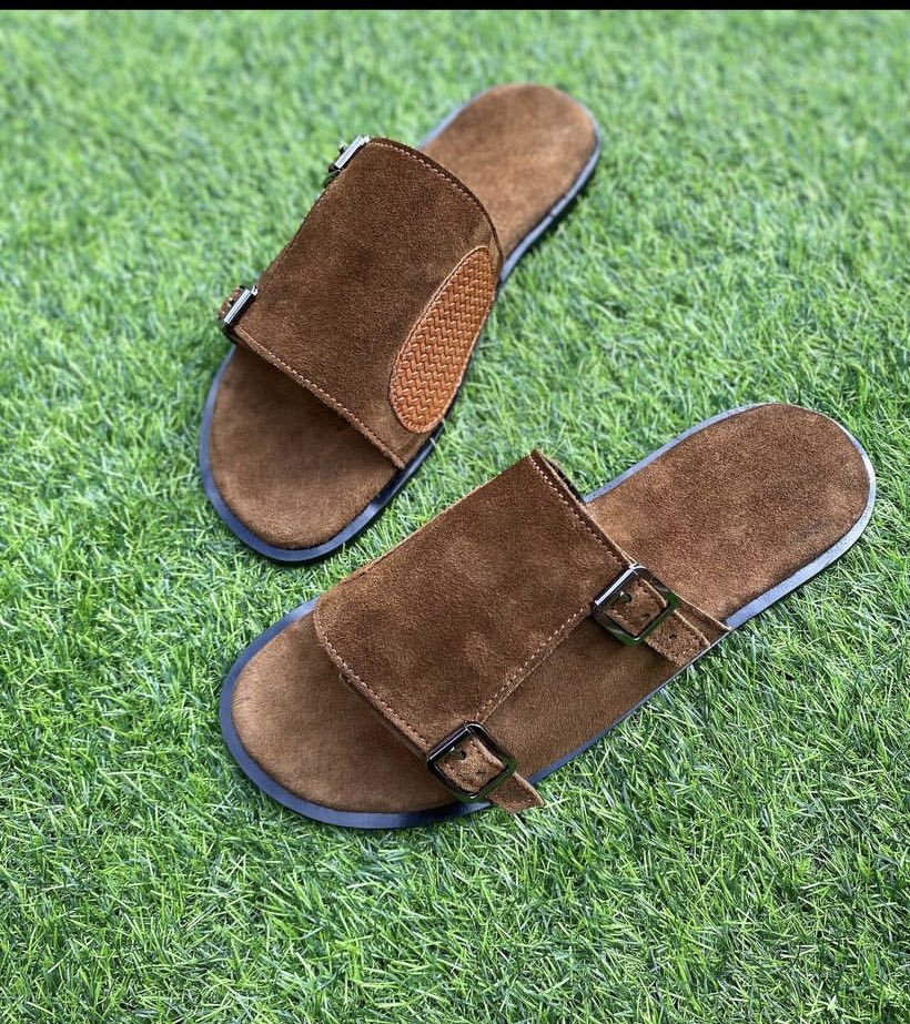 FirstRate_Shoes's tweet image. Good morning gentlemen and Ladies,Your favorite Shoe plug is here with another perfections Contact us via☎️07032888205 for a whole/Retail Sale 🙌Retweet plss @malam_Umer @Wanzaaam @__yellows @Mareeyarhh @_najib_aa @shvkurr_ @__yellows @de_mubee @dadeen__ #TeamAmSaleem #TeamNigeri