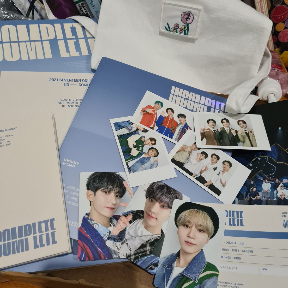 IMEntertainmen8's tweet photo. WTS!
DVD Online Concert INCOMPLETE:
Photocard
- DINO
- DK
Polaroid
- 95 L
- 96 L
- 97 L
- MaknaeL

Via Tokped base in Jkt https://t.co/9V5i5m5wnu