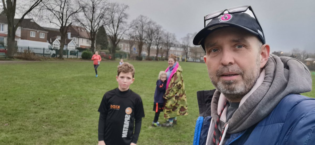 freddie_conlan's tweet photo. Sunday Runday.. Junior Parkrun 148 today.. Getting nearer the 150! Great to have a run with Abi, Theodore and my brother TC
#TheOcrBoys #DolphinKickAmbassadors #DolphinKickUk #DownsendSchool #DownsendSport #TeamDownsend #JuniorParkRun https://t.co/XzHPyVq4EE