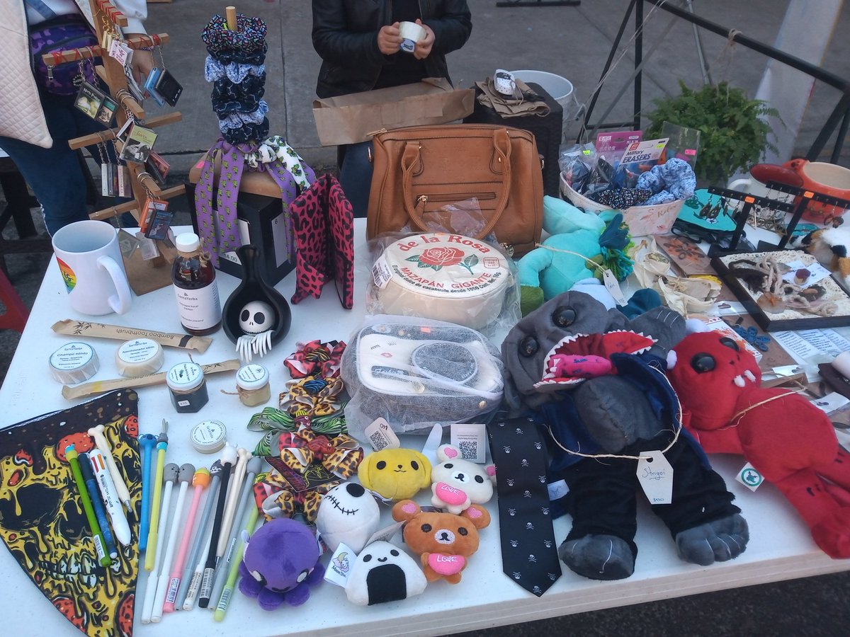 EryaShop's tweet photo. Apoyemos el comercio local 
#bazar https://t.co/Wowc4UCodt
