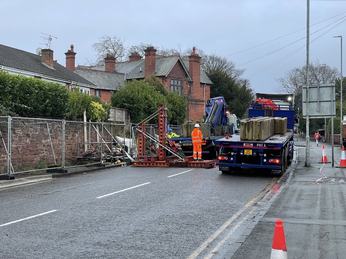 Peter Lunt tweet media