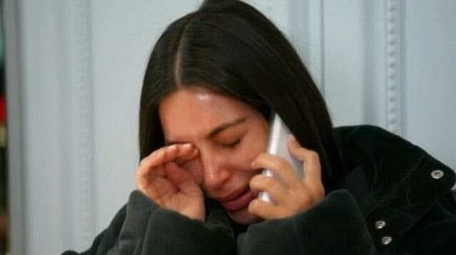Me calling my besfriend to ask for help after i did all the things she told me not to do