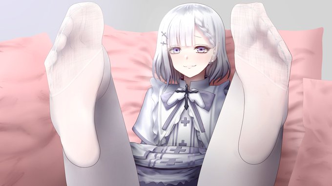 VTuberの聖々良しきのさんからご依頼いただきました。白タイツの足裏を描いたのは初めてかもしれない…

ご依頼ありがとうございました🙂
https://t.co/bgGjZnhHH0 