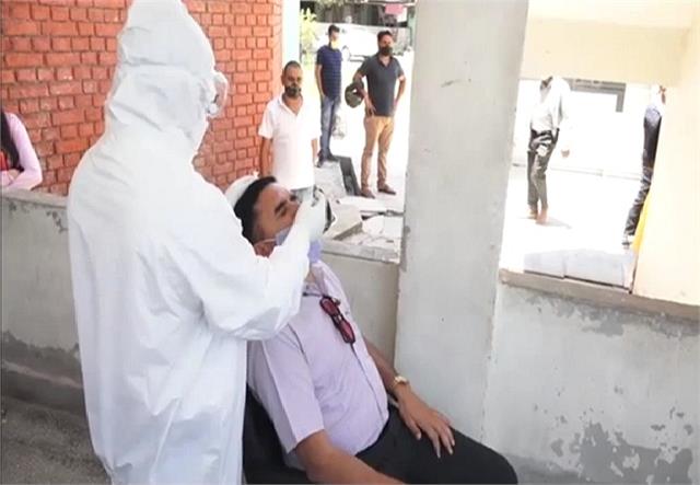 himachalkesari's tweet image. एक हजार के पार हुई ऊना में एक्टिव केस की संख्या, दहाई से 1000 तक पहुंचने में लगे महज 10 दिन
m.himachal.punjabkesari.in/himachal-prade…

#Unahindinews #activecase #coronainfection #infectedpatients #healthdepartment