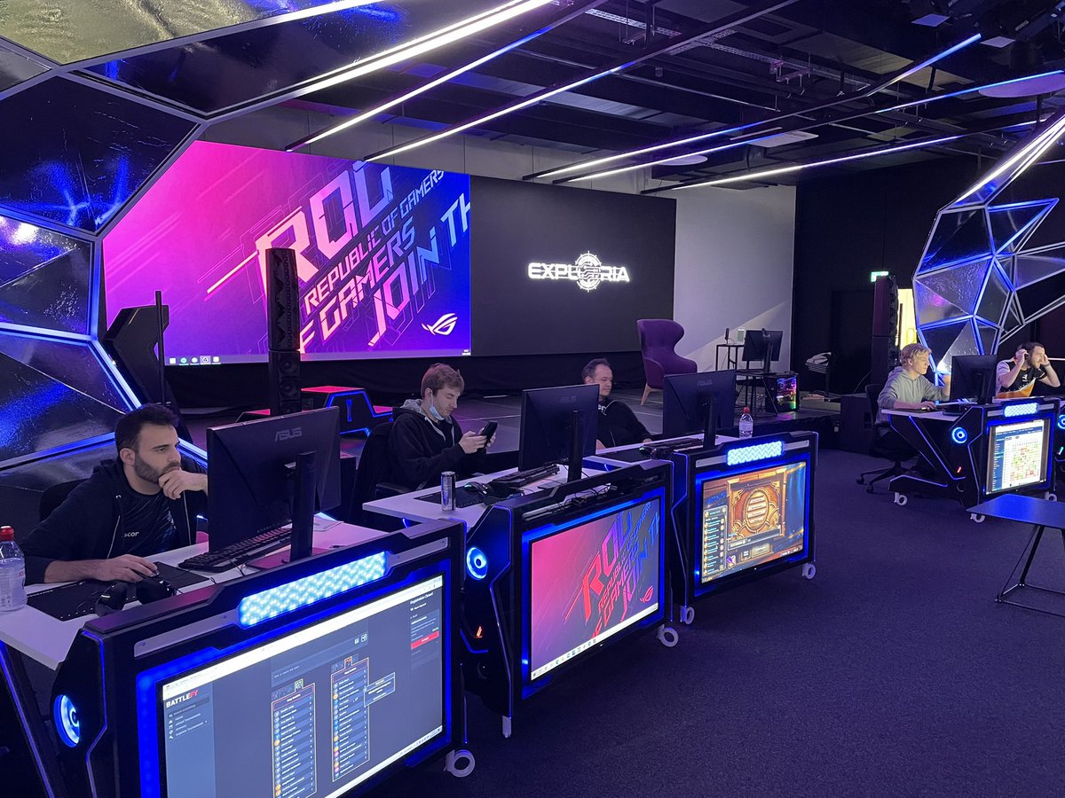 Les joueurs sont bien installés et le tournoi à commencé ! Bonne chance à tous et vous pouvez suivre les POV des joueurs sur le chaine Twitch ! Nous lancerons un peu plus tard sur la notre. 

GOOD LUCK ❤️🐼