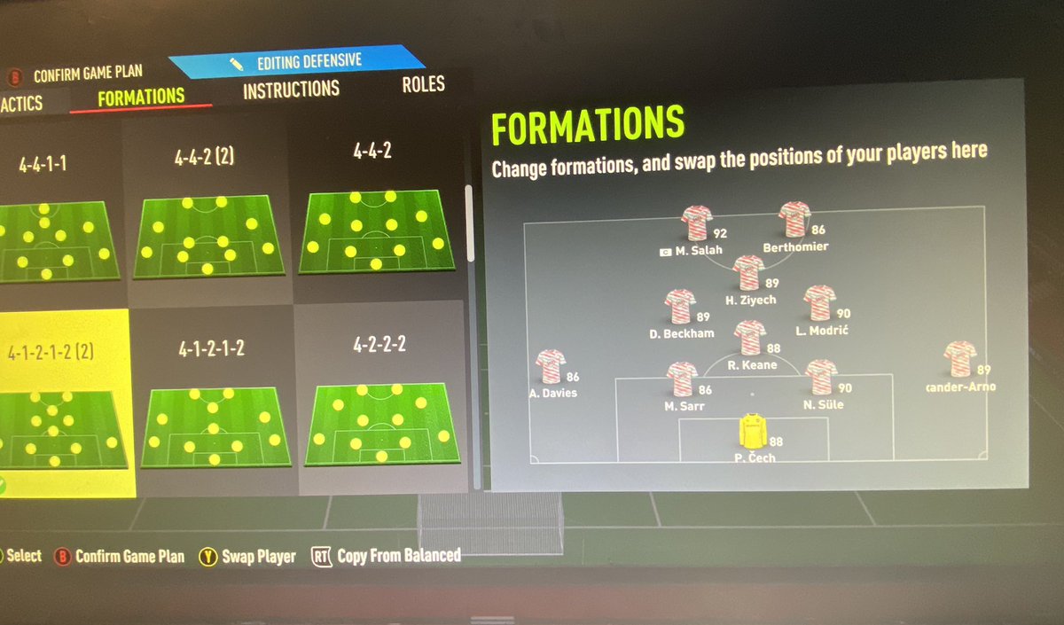 FUThelp7's tweet photo. New team and Tactics https://t.co/hll6KA07RE