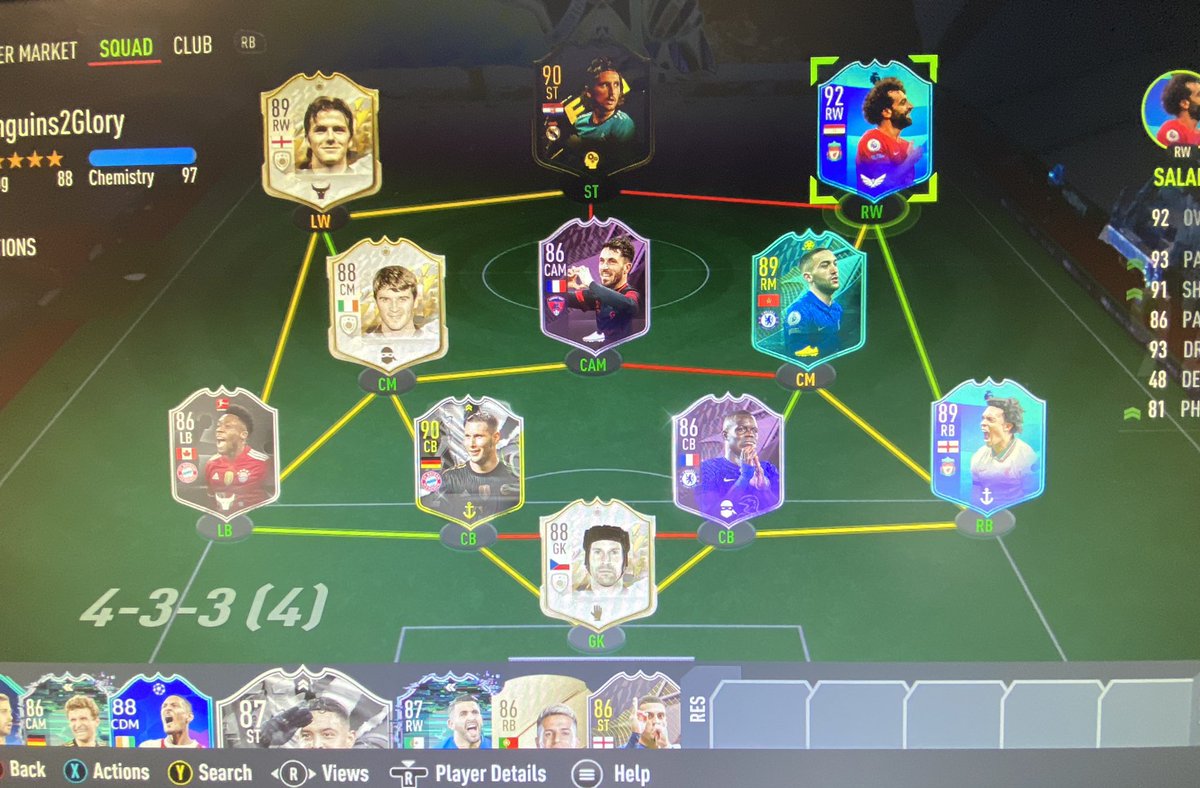 FUThelp7's tweet photo. New team and Tactics https://t.co/hll6KA07RE