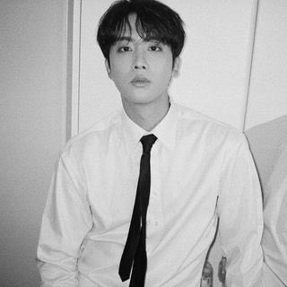KNK_ARAB2's tweet photo. [معلومة] 220116
قام انسونق بتغيير صورة حسابه الشخصي على الانستقرام💗 https://t.co/1AMPxZigkf