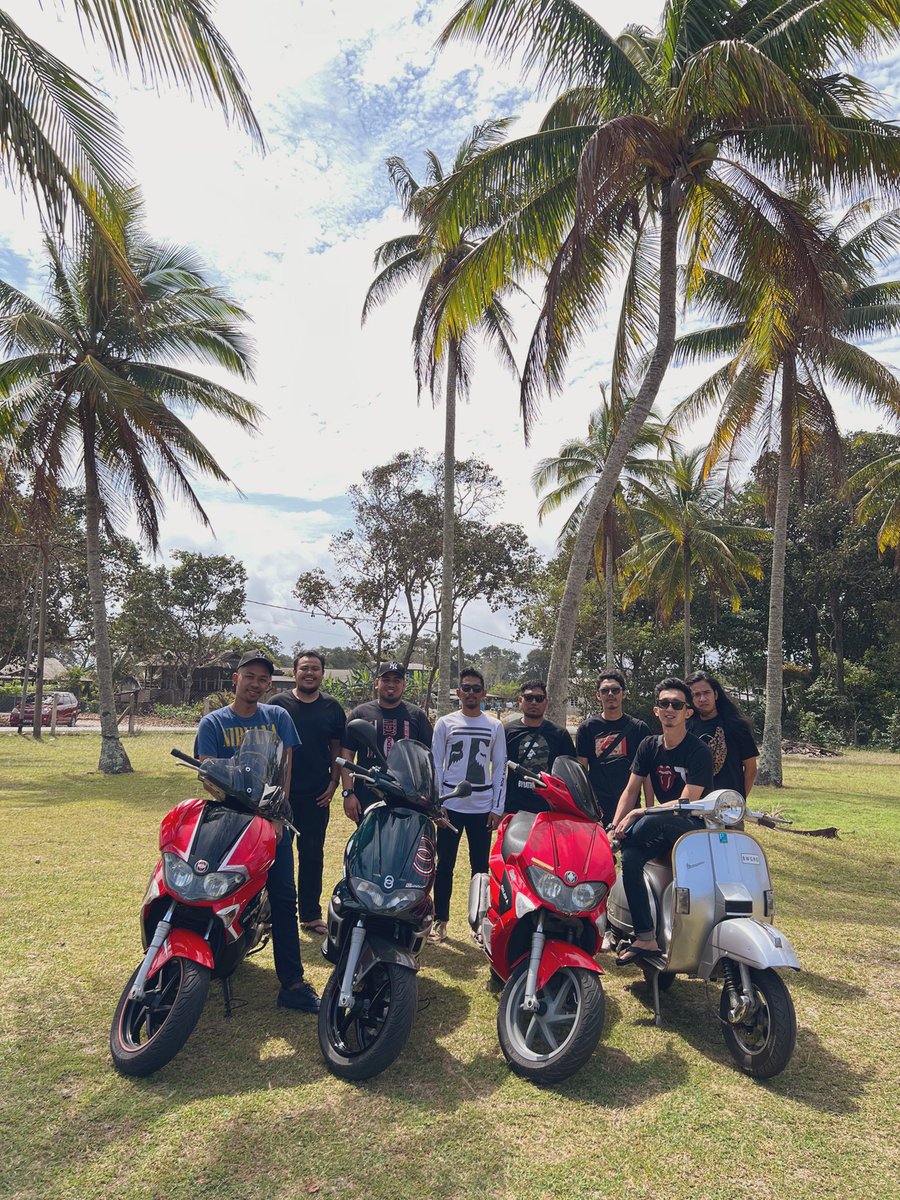 mesoLfaris's tweet photo. Ride new year 2022 paling syok paling haikbiss gasss…MACHEROCKCITY xrilek gassss 🔥🔥🔥 https://t.co/xjzEgNnigx