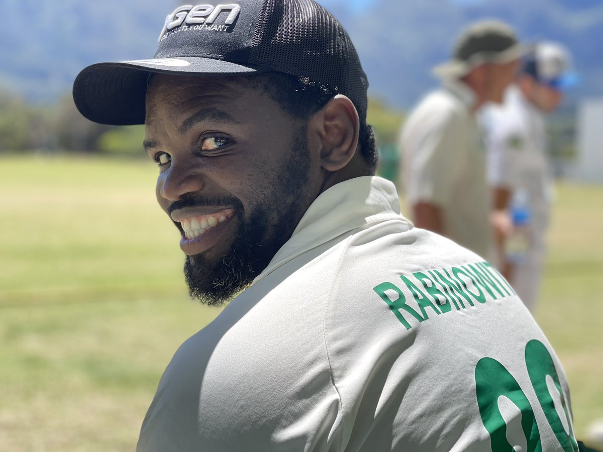 The black Rabinowitz getting ready for action at the <a href="/_sportingchance/">Sporting Chance</a> #InterMediaCricket day. <a href="/iamSivN/">Siv Ngesi</a> <a href="/nikrabinowitz/">Nik Rabinowitz</a>