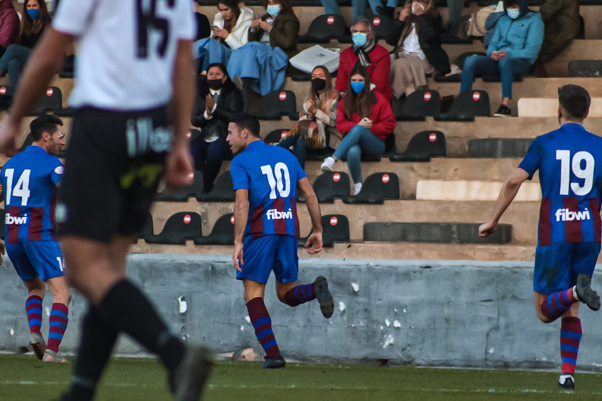 GOOOOOOOOOOOOOOOOOOOOOOOOOOOOOOOL

JANDROOOOOOOOO FICA EL SEGOON!!

79’ | 0-2

#OrgullPobler❤️💙