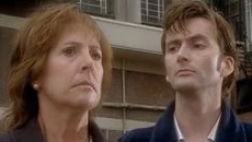 DW_Infostamp's tweet photo. Russell T. Davies planned to reveal that the Doctor ending Harriet Jones's career early in The Christmas Invasion (2005) created a "gap" in history that the Master exploited to become Prime Minister. #DoctorWho https://t.co/9J4X4pb1Qm