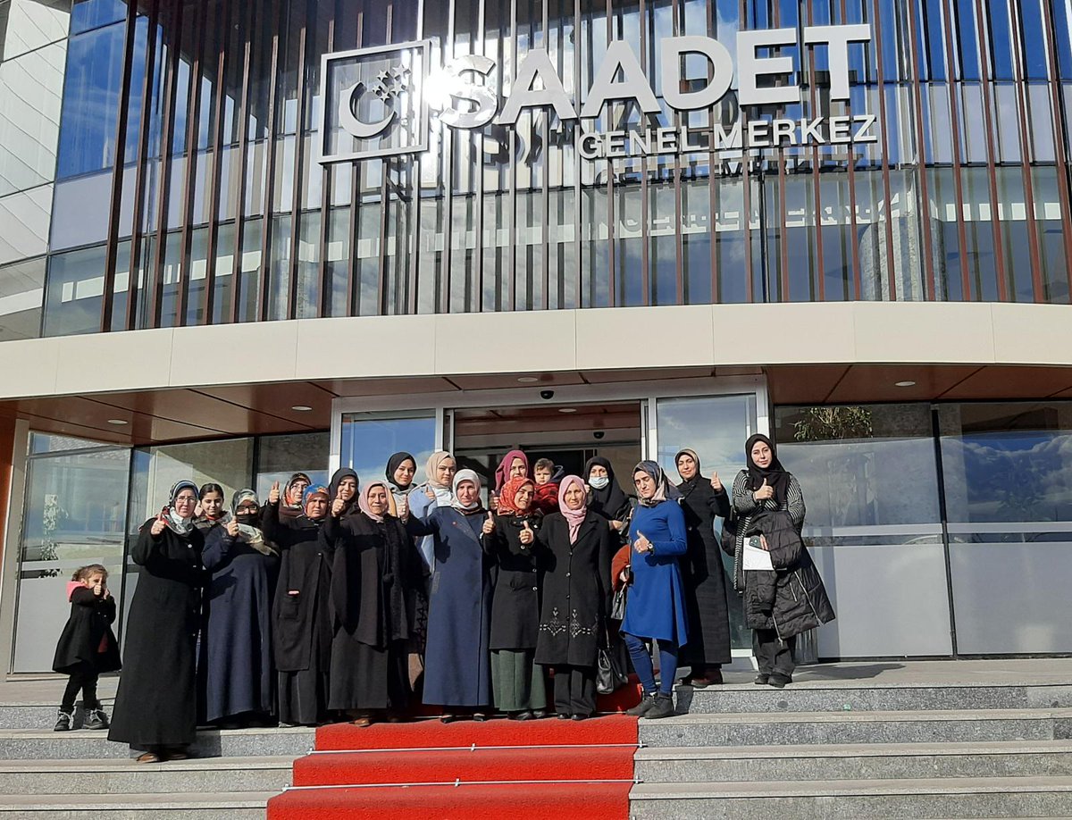 SaadetKadin's tweet photo. Kayseri ve Muğla’dan gelen Kadın Kolları üyelerimizi Genel Merkezimizde ağırladık.
#BuradaGayretVar
#BuradaHeyecanVar https://t.co/jcc12QxoQQ