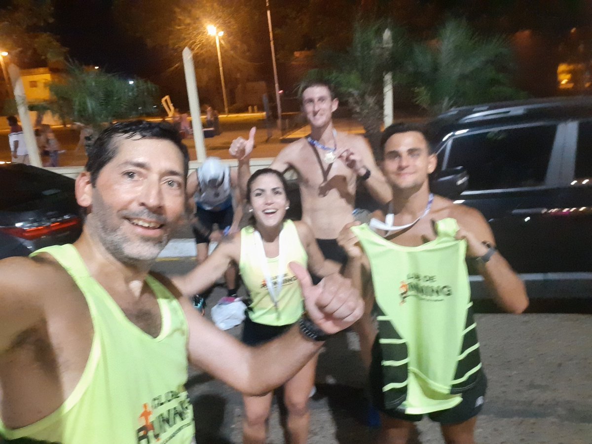 clubderunning's tweet photo. Carreron en la Ciudad de Concordia  con 38°C 
Felicitaciones equipo! Gracias a todos por participar ❤ y por la entrega 🙌💪😁
Excelente organización como siempre! https://t.co/C50xuoSUMM