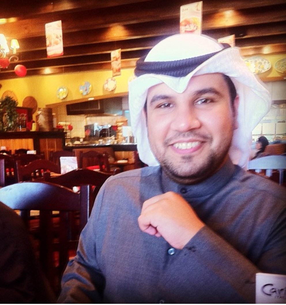 FaisalAlardi's tweet photo. اللهم اجعله ممن قلت عنهم: (وُجُوهٌ يَوْمَئِذٍ مُّسْفِرَةٌ ضَاحِكَةٌ مُّسْتَبْشِرَةٌ).
الوجه السمح والقلب النظيف الطاهر
بار في أهله وربعه
موعدك الجنه يالحبيب بإذن واحد أحد. 
#مساعد_خضير_السعيدي https://t.co/73ybKl87Gt